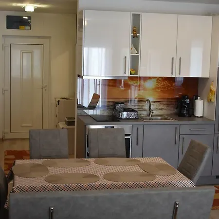 Borka Medences Apartman Apartment Siofok