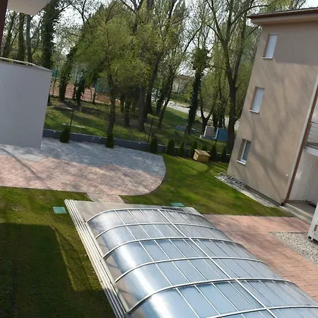 Apartment Borka Medences Apartman Siofok